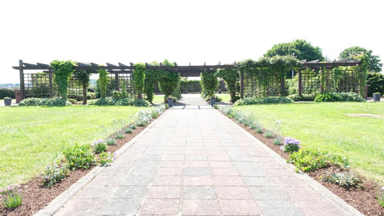 קליידבנק The Golden Jubilee Hotel מראה חיצוני תמונה
